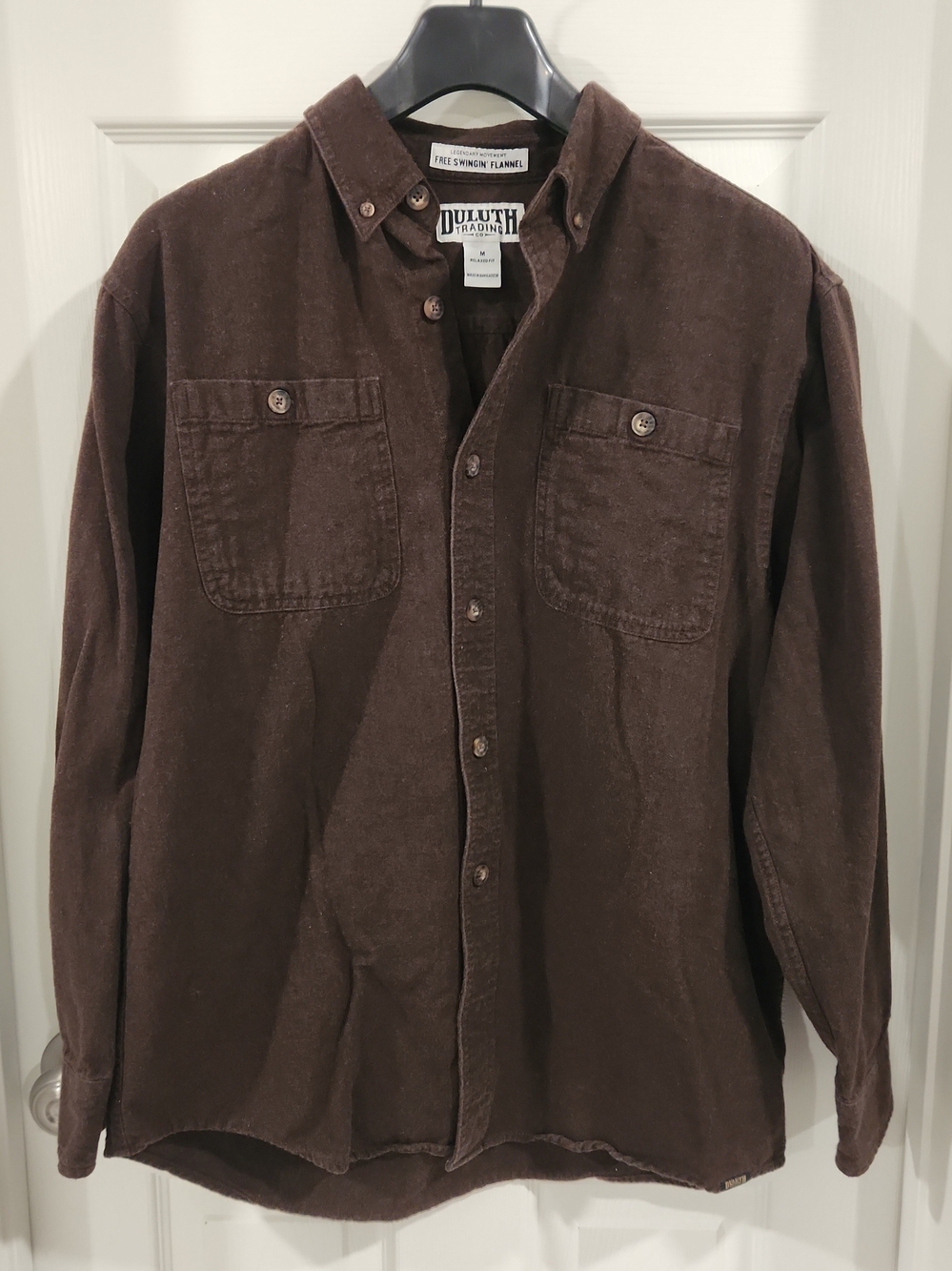 Duluth Trading Co Mens Free Swingin Flannel Shirt Medium M Brown Cotton Workwear